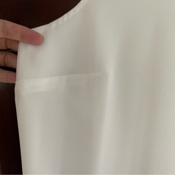 LAURA plus basically ivory top size 1X - Picture 5 of 12